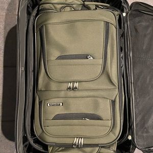 Embark 5 piece luggage